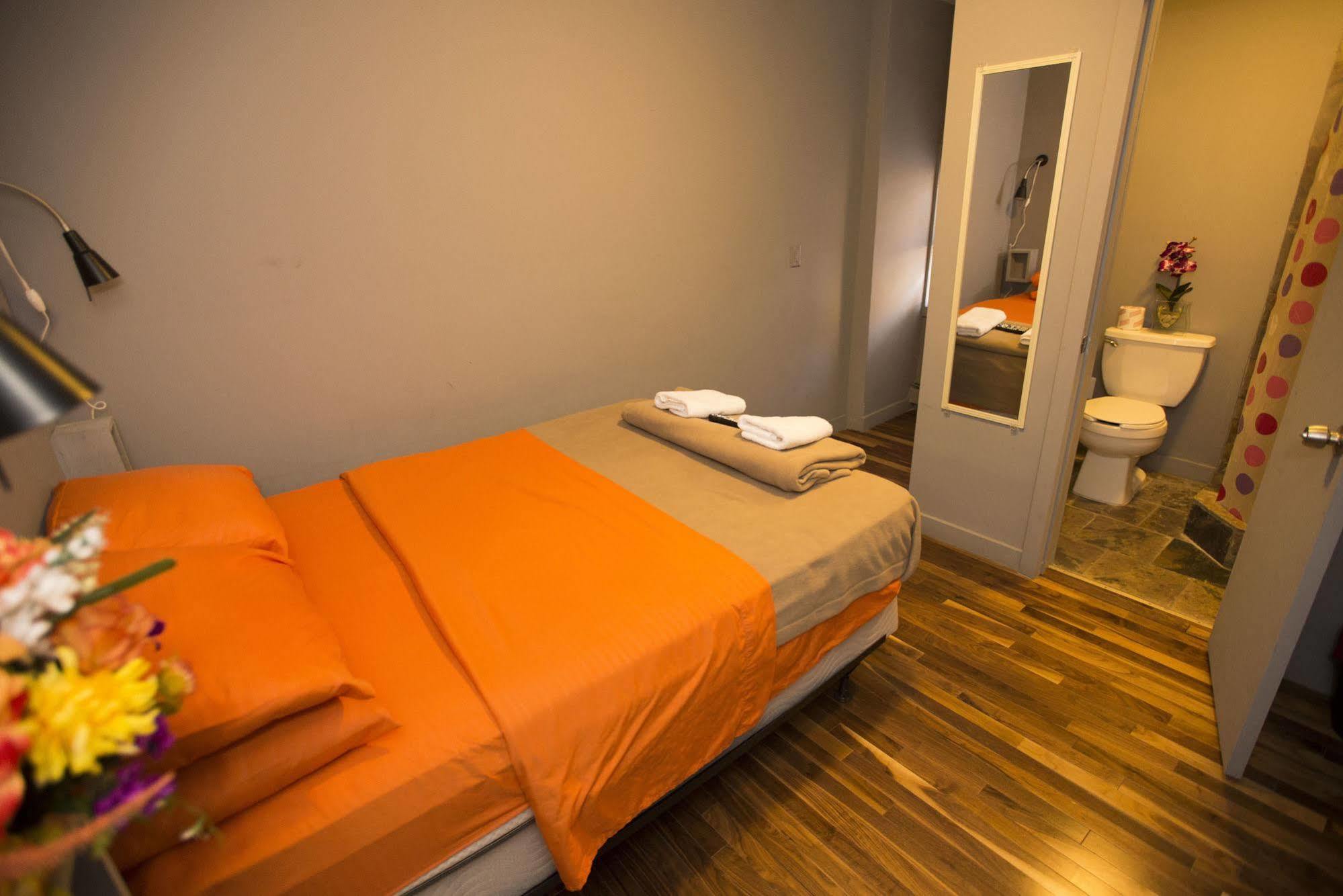 Explore Hotel And Hostel Union City Exteriér fotografie
